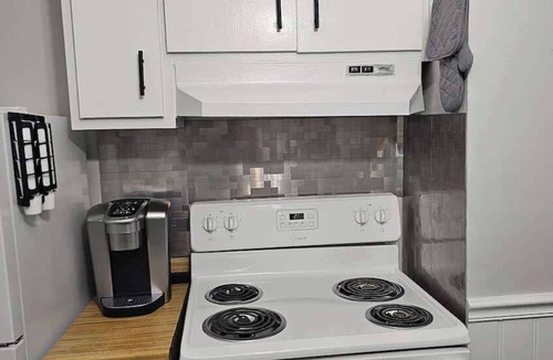 Middletown Apartment | Private Apt in Middletown-Wesleyan