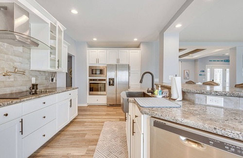 Maryus House | Private Beach & Deck: Bayfront Home in Hayes!