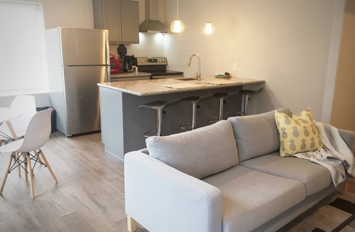 Thornton Apartment | Private Executive Suite #2 - Large One Bedroom
