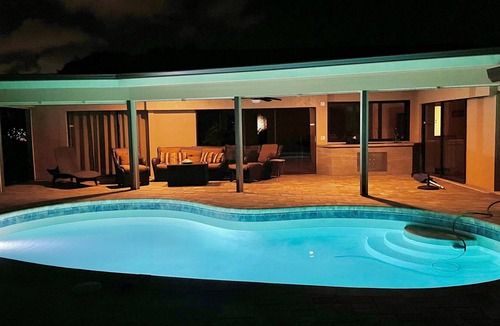 Kings Lake House | PRIVATE HEATED POOL * GRILL * ALL DAY SUN AT BACKYARD * CLOSE TO THE BEACH *