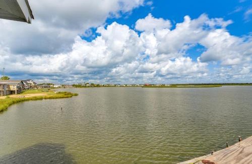 Hitchcock House | Private Home on Lagoon with Views in Hitchcock!