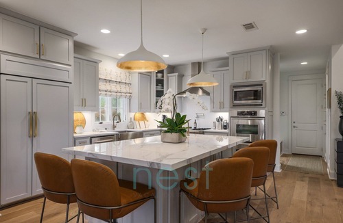 Woodhaven House | PRIVATE LUXURY HOME! 4mi to Downtown |4 Bedrm | 3 Bath | Sleeps 8