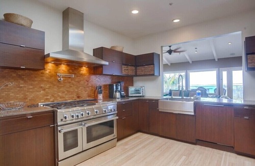 Leucadia House | Private Pool * Ocean Views * Beach Across The Street!