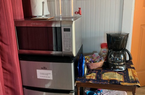Martin Acres Apartment | Private, quiet, midtown, 1st floor studio close to CU.