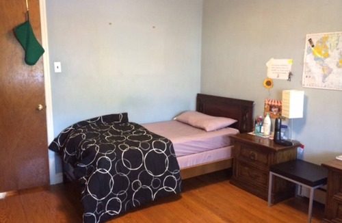 Northeast Philadelphia Resort | Private room ∙ 1 guest