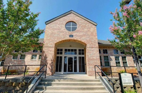 Chapel Hill Resort | Private room ∙ 1 bedroom ∙ 1 guest