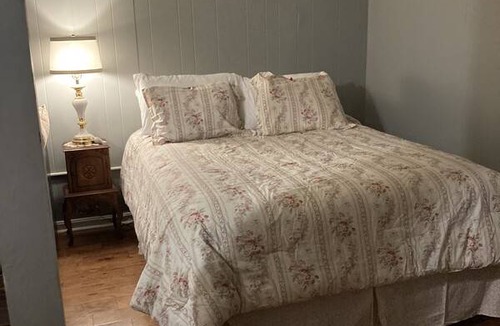 Bristol Resort | Private room ∙ 2 guests