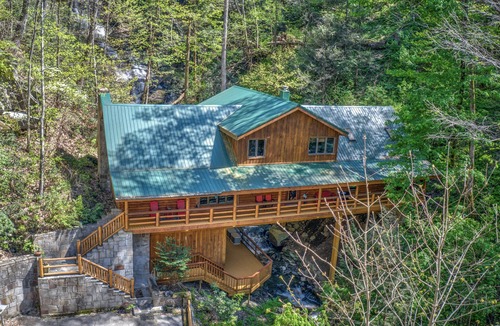 Cosby Cabin | Private waterfall view, lofty with luxury details, pool table + jetted tub