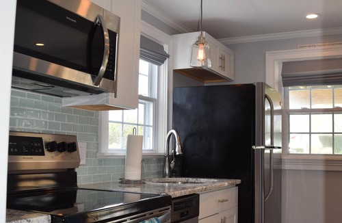 Narragansett House | Pt. Judith beach house. Water views. Walk to state beach. Newly renovated!
