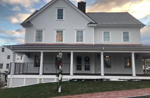 Sturbridge Hotel | Publick House Historic Inn and Country Motor Lodge