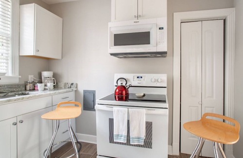 Midtown Cottage | Quaint Cottage close to Vanderbilt and Downtown