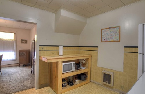 Creede House | Quaint Historic Family Friendly Home - In Heart of Creede
