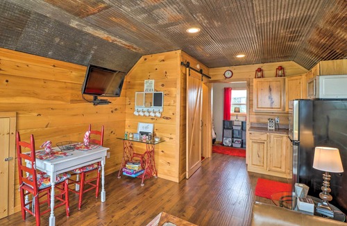 Norfork Apartment | Quaint Norfork Studio w/Million Dollar View!