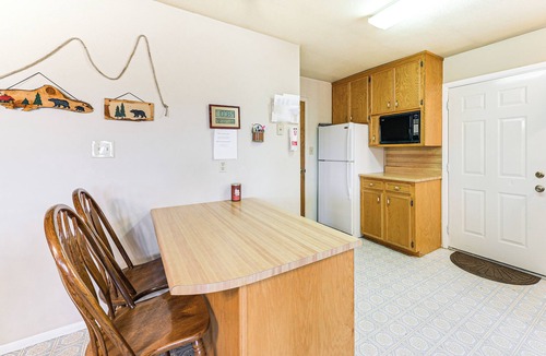 Pagosa Springs Cabin | Quiet Pagosa Springs Cabin: Lake & Mountain Views!