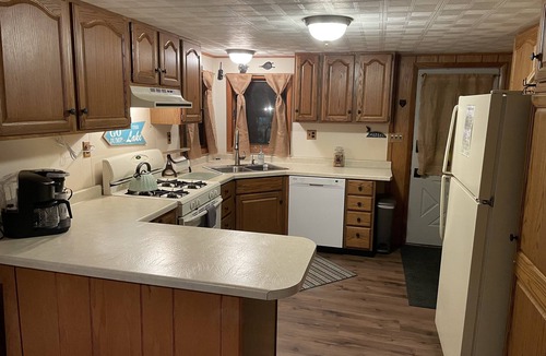 Rhinelander Cabin | Quiet waterfront cabin near Tomahawk & Minocqua, Pet friendly