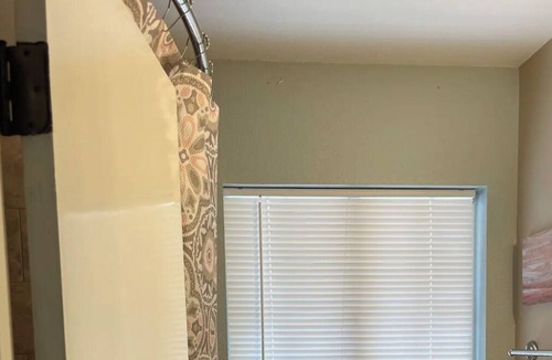 Schertz House | RAFB 3br2ba Family Friendly Single Story with a large fenced yard, Welcome Home!