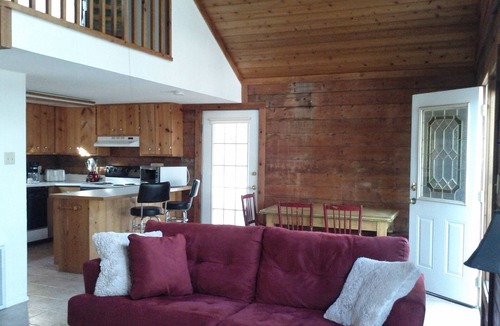 Wimberley House | REAL GETAWAY-4 ACRES, Peacock House, POOL, Near Wimb Square