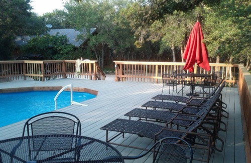 Wimberley House | REAL GETAWAY-4 ACRES, Peacock House, POOL, Near Wimb Square
