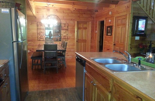 Pigeon Forge Cabin | Real Log Cabin 2 Bedroom, 2 Full Bath, Full Kitchen Close To All Attractions.