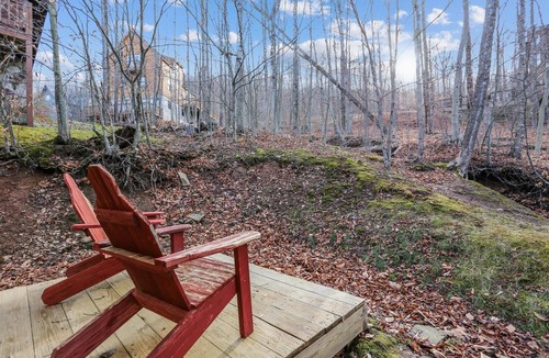 Northface House | Recently rejuvenated Timberline ski area home. Welcome to Still of the Night!