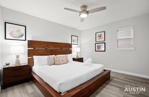 Clarksville Apartment | Recently Renovated Clarksville Apt for 4 and Parking