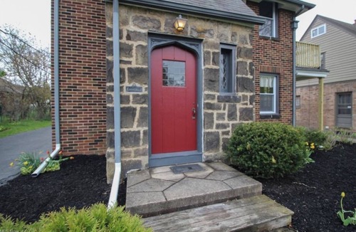 Youngstown House | Red Door Tudor in Historic Newport Glen/Mill Creek Park