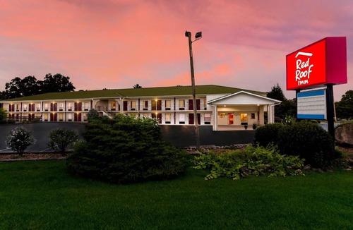 Monteagle Hotel | Red Roof Inn Monteagle - I-24
