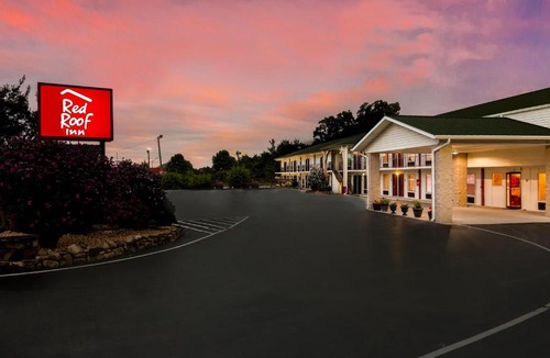 Monteagle Hotel | Red Roof Inn Monteagle - I-24