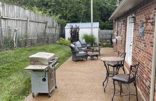 Oneida House | “Red’s House” located in Oneida city limits