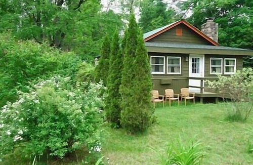 Johnsburg Cabin | REDUCED RATE! ADIRONDACK CABIN WITH REAL WOOD BURNING FIREPLACE!