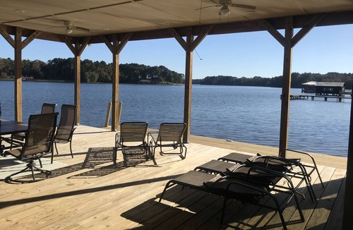 Tyler House | Relax and enjoy the incredible views