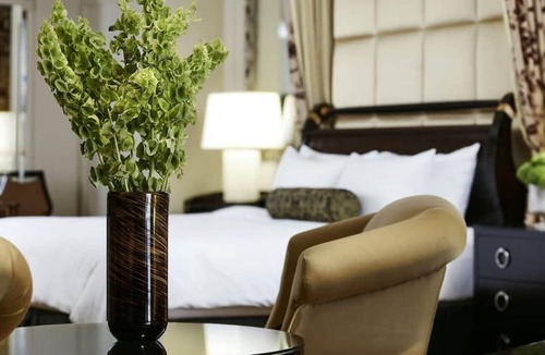 Las Vegas House | Relax and Unwind! Outdoor Pool, FREE Parking Near Shark Reef Aquarium!