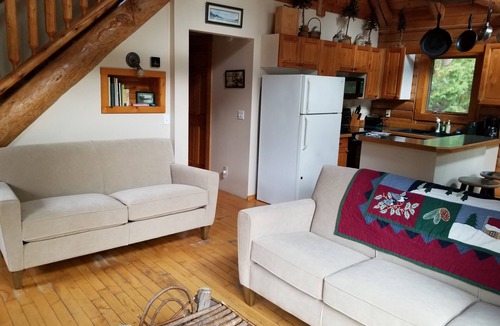 Beulah Cabin | Relax Directly On The Crystal Clear Platte River!