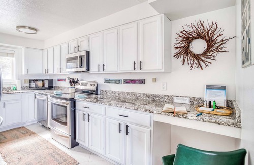Neskowin House | Relax in Comfort and Style on the Beach!