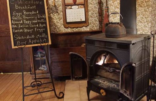 Birchwood Apartment | Relax in our French Quarters Room at The Cobblestone Bed & Breakfast