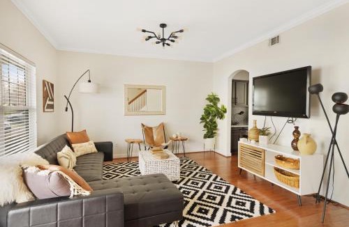 Hurwood Heights House | Relax in Style Near the Heart of Music City