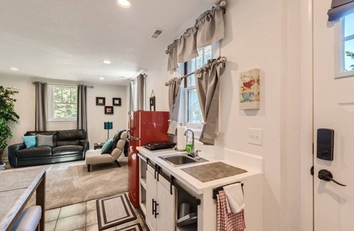 Edgewater House | Relaxing Duplex I Casa Bonita I Red Rocks I 1bd