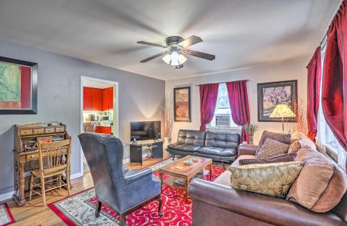 Golden House | Relaxing Golden Getaway with Grill Less Than 1 Mi to Town!