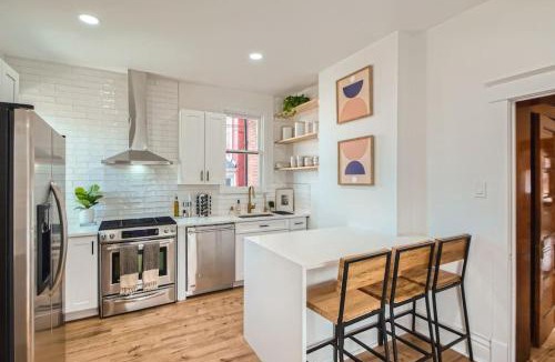 Lincoln Park House | Remodeled 3 Bedroom Close to St Broadway And Sante Fe And CBD