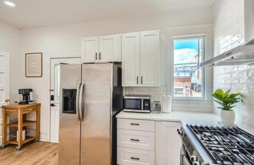 Lincoln Park House | Remodeled 3 Bedroom Close to St Broadway And Sante Fe And CBD