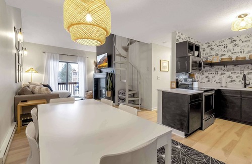 Great Valley Condo | Renovated 3BR, 2BA Condo w/2 King Beds