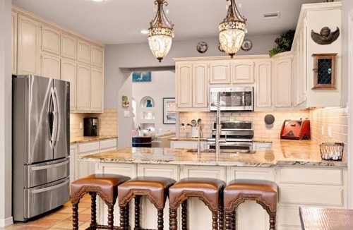 Spicewood House | Retreat on the Pedernales River At Stone Home Ranch