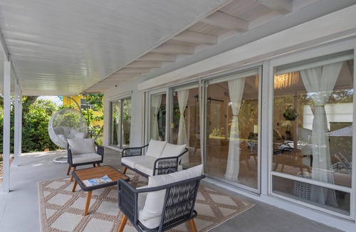 Riverside Park House | Retreat@Sailboat Bend Heated Pool BBQ - 100ft Dock 10 min to Ft Lauderdale Beach
