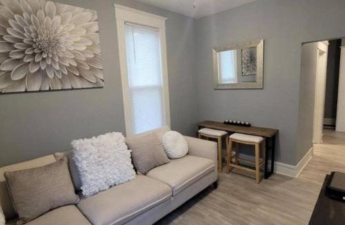 Grand Rapids Apartment | Retreat Suite 4 - Downtown Getaway