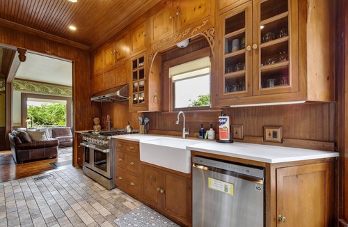 San Marcos House | Ridge View Charming Victorian Home w/Pickle Ball Court, Pool, Hot Tub, Game Room