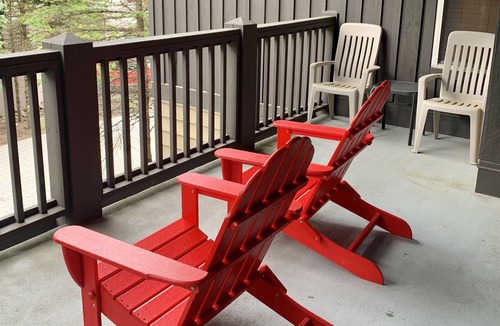Snowshoe Condo | Rimfire 2 Br, 2 Bath Condo; Ski-In/Ski-Out, Heart Of The Snowshoe Village