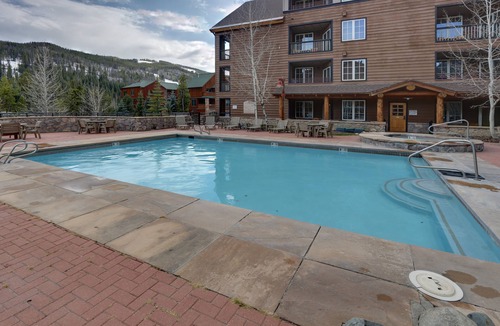 River Run Condo | River Run Village Walk To Gondola Pool Hot Tubs Restaurants and Shops DELUXE