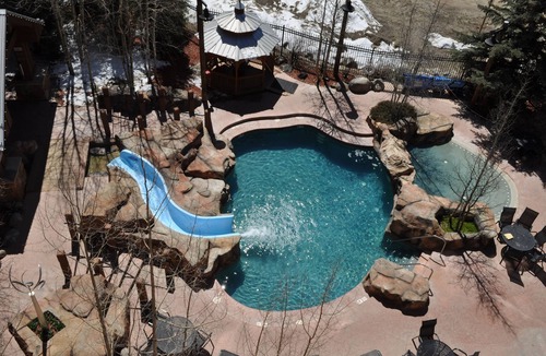 River Run Condo | River Run Village Walk To Gondola Pool Hot Tubs Restaurants and Shops DELUXE
