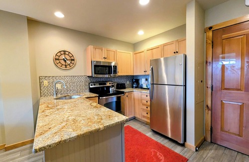 River Run Condo | River Run w/Contemporary style, Walk to Gondola