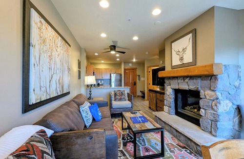 River Run Condo | River Run w/Contemporary style, Walk to Gondola